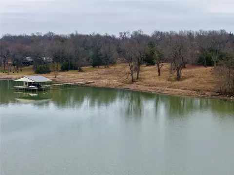 2085 S Oaks Ln, Lone Oak, TX 75453