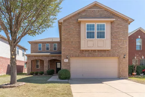 9032 Yellow Cedar Trl, Fort Worth, TX 76244