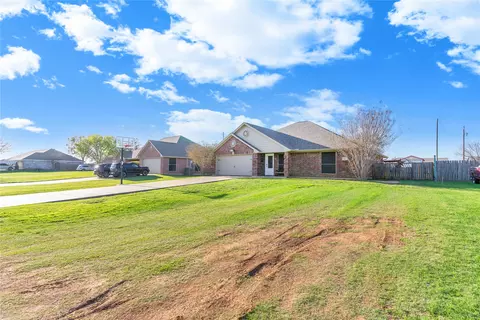 803 Green St, Rio Vista, TX 76093