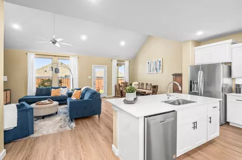 4017 Mapleleaf Pass, Melissa, TX 75454