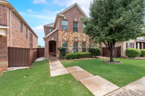 1486 Cambridge Dr, Lewisville, TX 75077