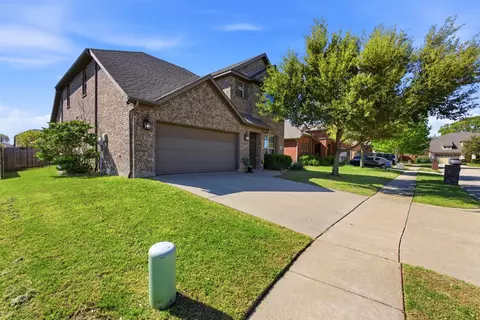 504 Neils Ct, Arlington, TX 76002