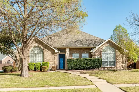 205 Crepe Myrtle Ln, Murphy, TX 75094