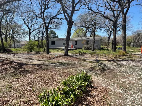 131 Sadie Ln, Springtown, TX 76082