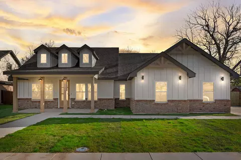 103 Stallings St, Terrell, TX 75160