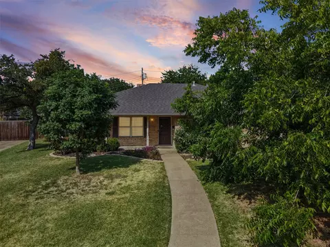 1415 Moss Rose Cir, Irving, TX 75061