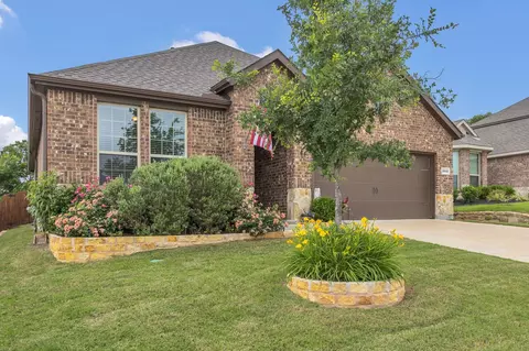 2925 Frio Rd, Oak Point, TX 75068