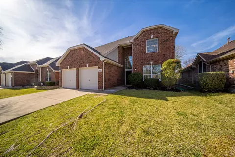 9601 Links Fairway Dr, Rowlett, TX 75089