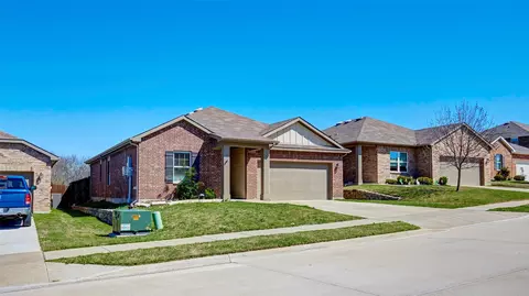 741 Windsor Ct, Lavon, TX 75166
