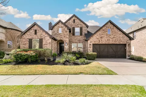 752 Sandbox Dr, Aubrey, TX 76227