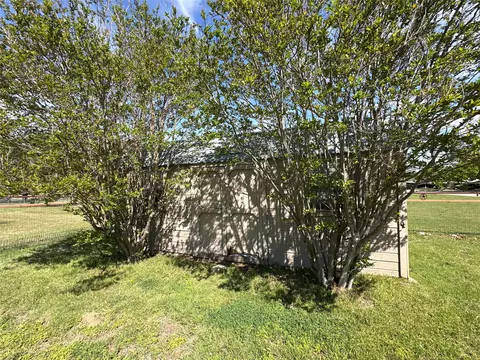 Other - 913 E Cedar Ave, Comanche, TX 76442 photo 3 of 4