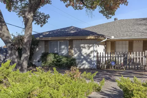 5301 Wooten Dr, Fort Worth, TX 76133