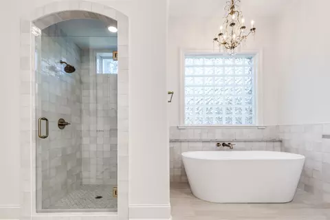 Bath - 4111 Angling Ln, Spring, TX 77386 photo 1 of 4