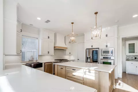 Kitchen - 4111 Angling Ln, Spring, TX 77386 photo 2 of 3