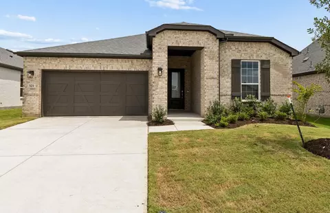 321 Cloverdale Ln, Mckinney, TX 75071