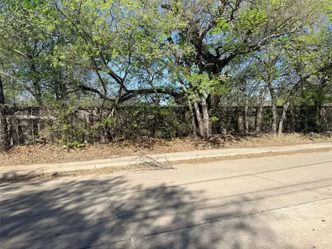 3427 Bewley St, Fort Worth, TX 76117