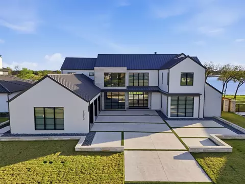 7073 The Resort Blvd, Fort Worth, TX 76179