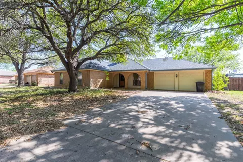 3834 Santa Monica Dr, Abilene, TX 79605
