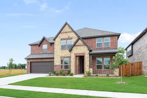 208 Sweetwater Dr, Commerce, TX 75428