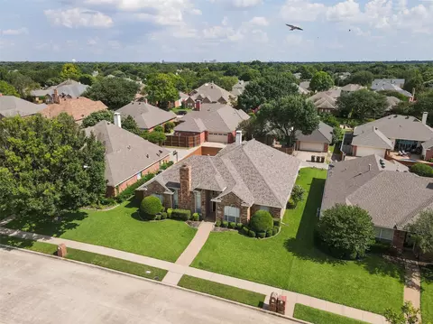 2704 Redfield Dr, Plano, TX 75025