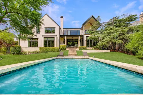 48 Ash Bluff Ln, Dallas, TX 75248