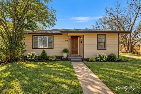 915 Faulkner Ln, Waco, TX 76704