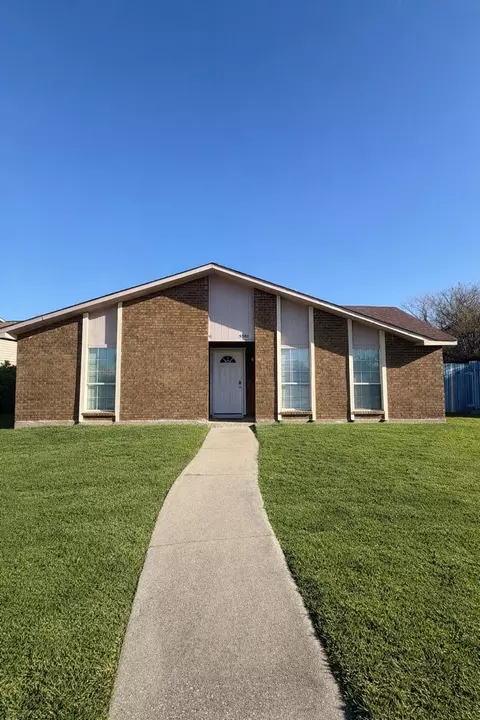 5540 N Colony Blvd, The Colony, TX 75056