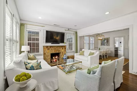 4318 Vandelia St, Dallas, TX 75219