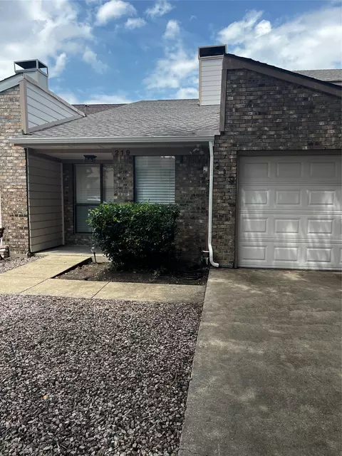 219 Mccarley Pl, Mckinney, TX 75071