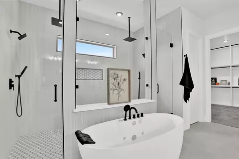 Bath - 7637 County Road 1052, Celeste, TX 75423 photo 5 of 10