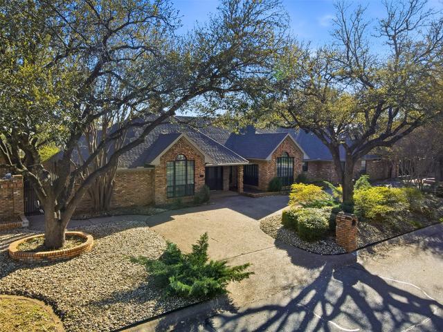1005 Hemphill Dr, Cleburne, TX 76033