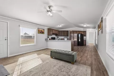 3979 Roland Rd, Whitesboro, TX 76273