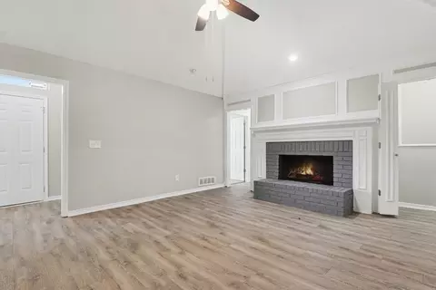 Living - 3233 David Dr, Hurst, TX 76054 photo 3 of 6