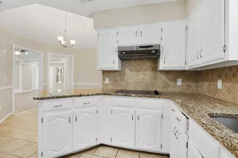 Kitchen - 3233 David Dr, Hurst, TX 76054 photo 3 of 3