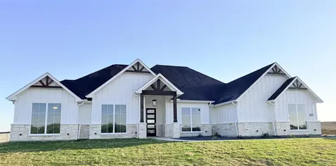 2780 Patrick Rd, Waxahachie, TX 75167