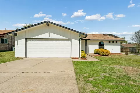 701 Salsbury Cir, Arlington, TX 76014