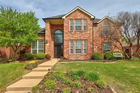 9710 Prestmont Pl, Frisco, TX 75035