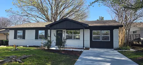 1620 Laurel Ln, Plano, TX 75074