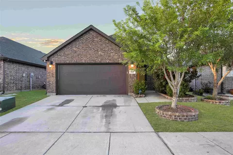122 Redding Ln, Red Oak, TX 75154