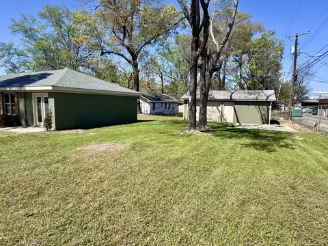 3800 Magnolia St, Texarkana, TX 75503