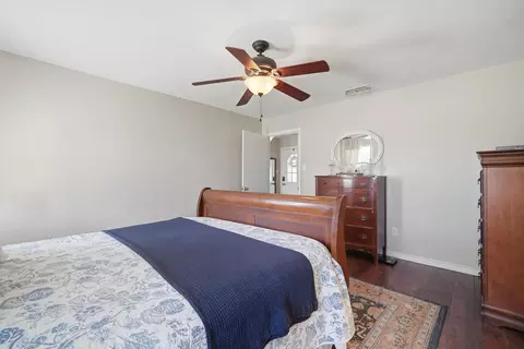 Bedroom - 121 Sandy Ln, Clyde, TX 79510 photo 4 of 8