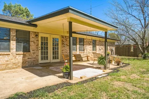 Exterior - 121 Sandy Ln, Clyde, TX 79510 photo 4 of 8