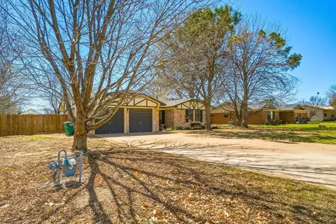 Exterior - 121 Sandy Ln, Clyde, TX 79510 photo 3 of 8