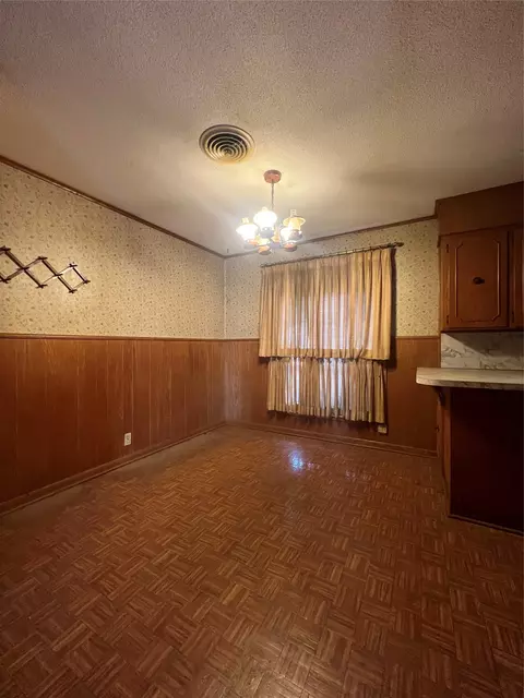Dining - 1655 E Fm 120, Denison, TX 75021 photo 2 of 2