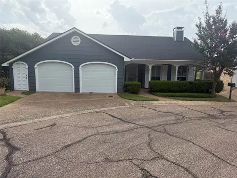 4544 Westchester Dr, Waco, TX 76710