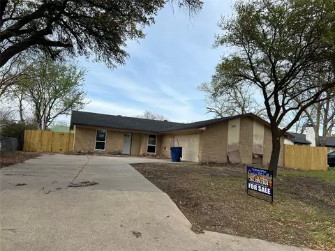 120 Darrell Dr, Heath, TX 75032