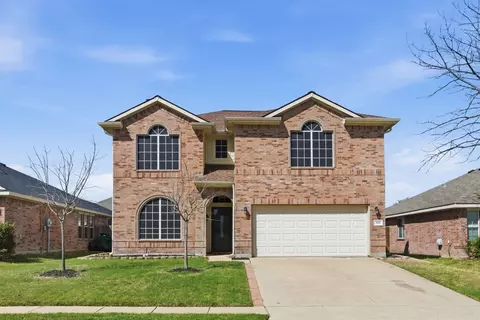 203 Stampede St, Waxahachie, TX 75165