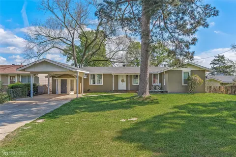 7204 S Lakeshore Dr, Shreveport, LA 71119