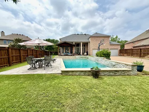 2013 Covey Glen Rd, Mckinney, TX 75072
