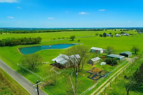 2196 Bledsoe Rd, Gunter, TX 75058